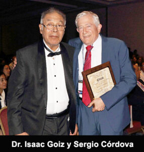 Doctor Isaac Goiz Dúran con Sergio Córdova